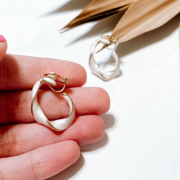 White geo hoop earrings #281 - Picture 2 of 2